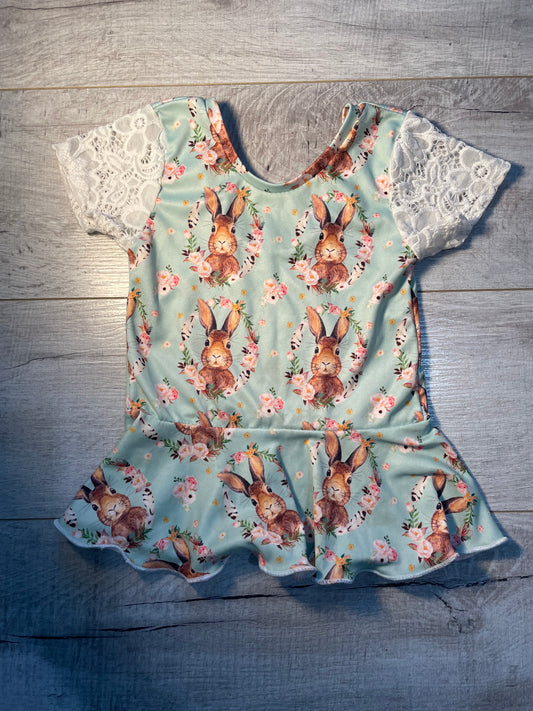 3T Bunny W/White Lace Sleeves Leo