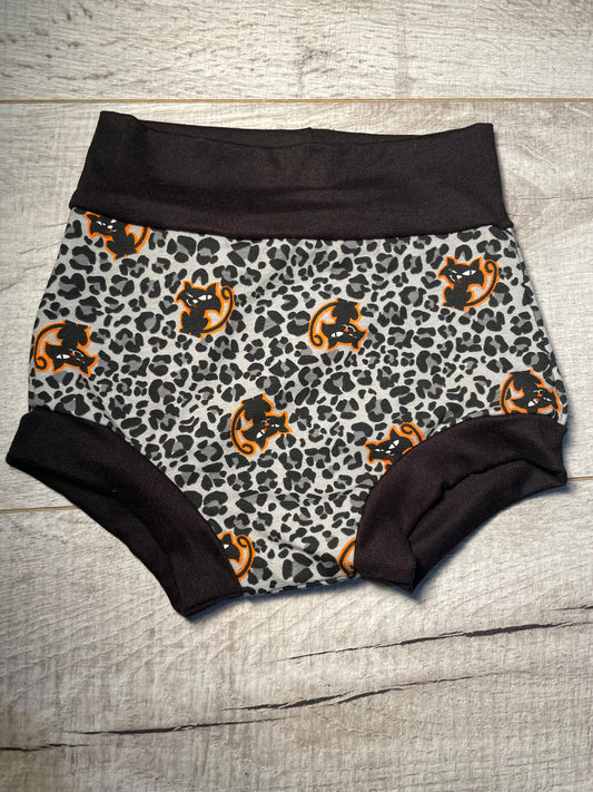 Black Cheetah Print W/Cat Bummies