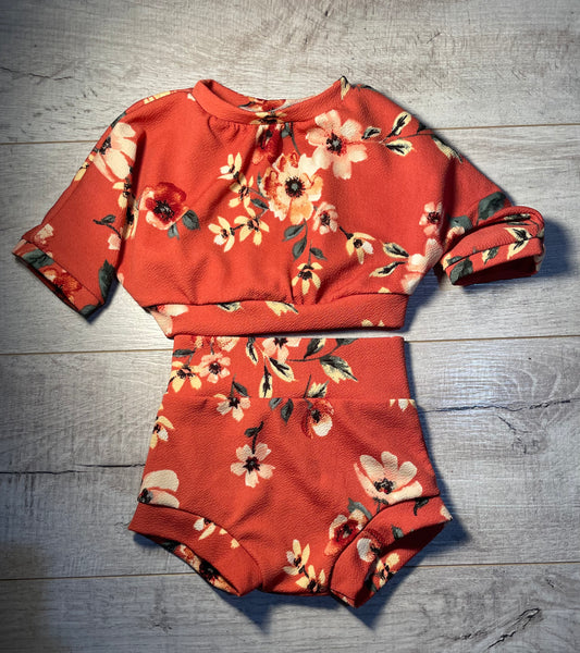 12mo Peachy Floral Cropped Lounge Top With Bummies Set